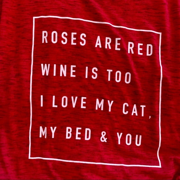 🇺🇸 NWT “Roses Are Red” T-Shirt Fith Sun - Picture 2 of 2